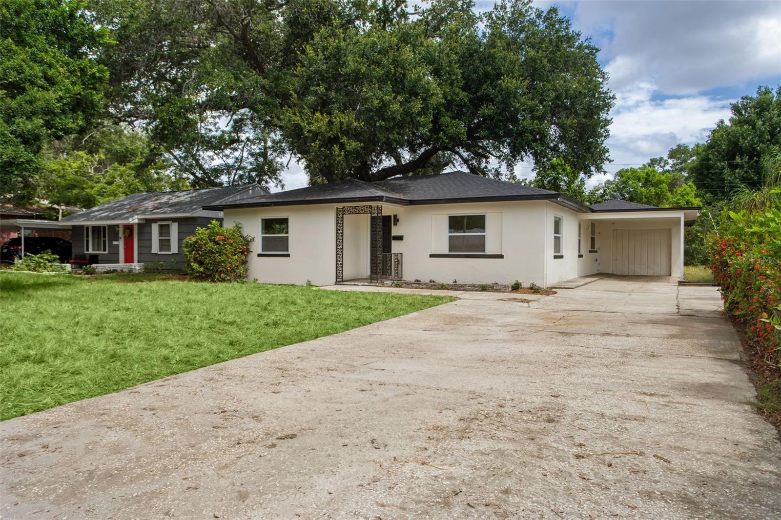 1421 26th, St Petersburg, FL 33705