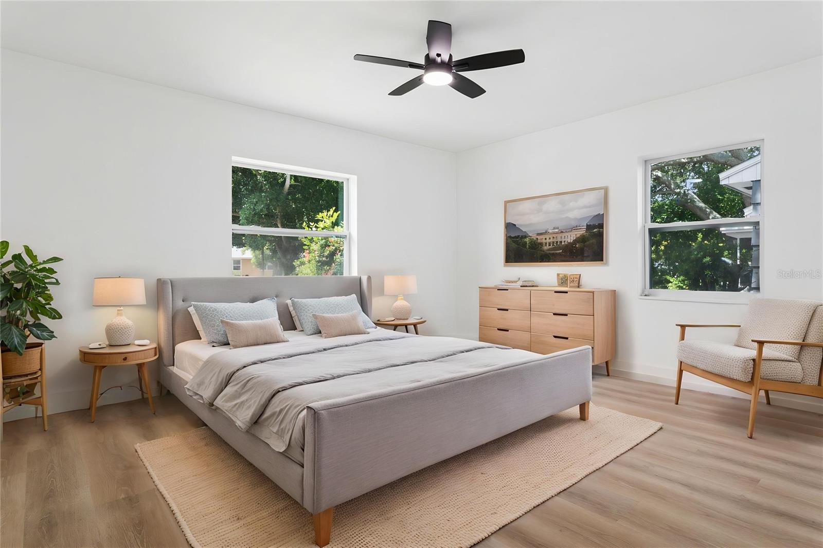 1421 26th, St Petersburg, FL 33705