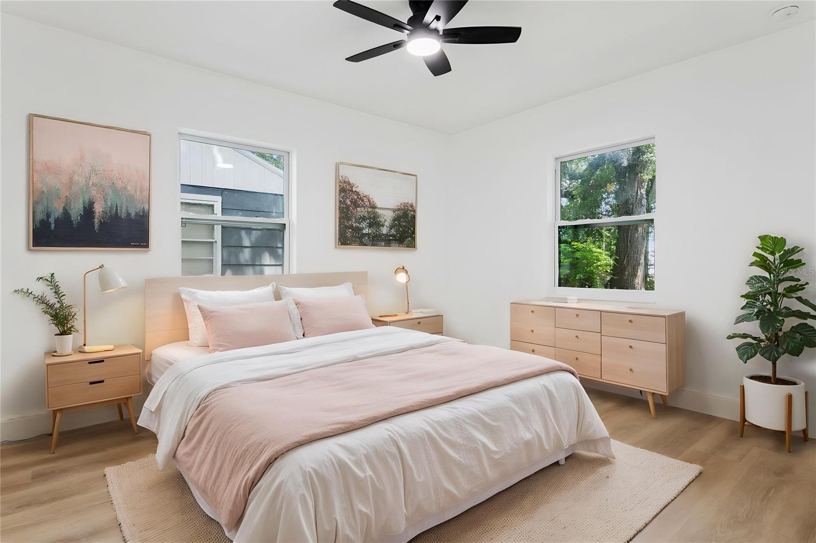 1421 26th, St Petersburg, FL 33705