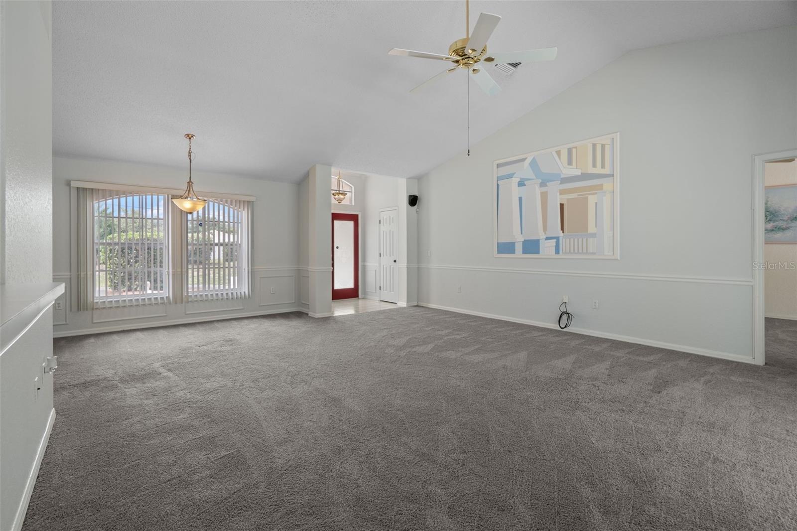 7401 Blackbird, Weeki Wachee, FL 34613