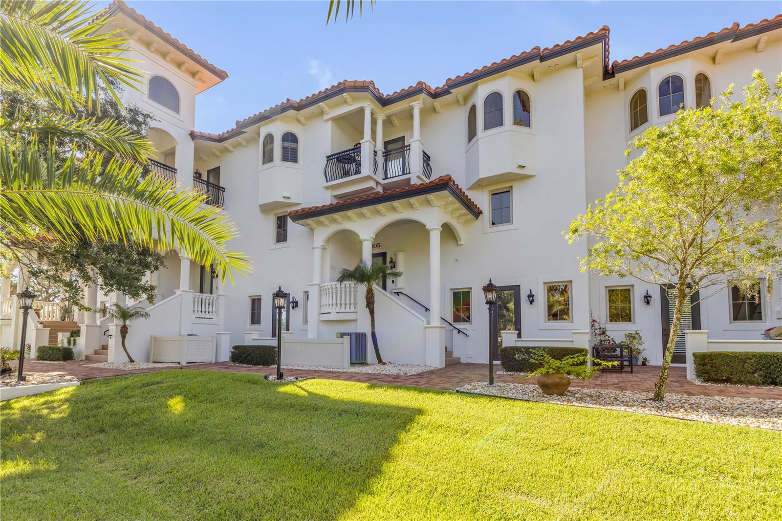 5090 Riverside Unit 105, Port Orange, FL 32127