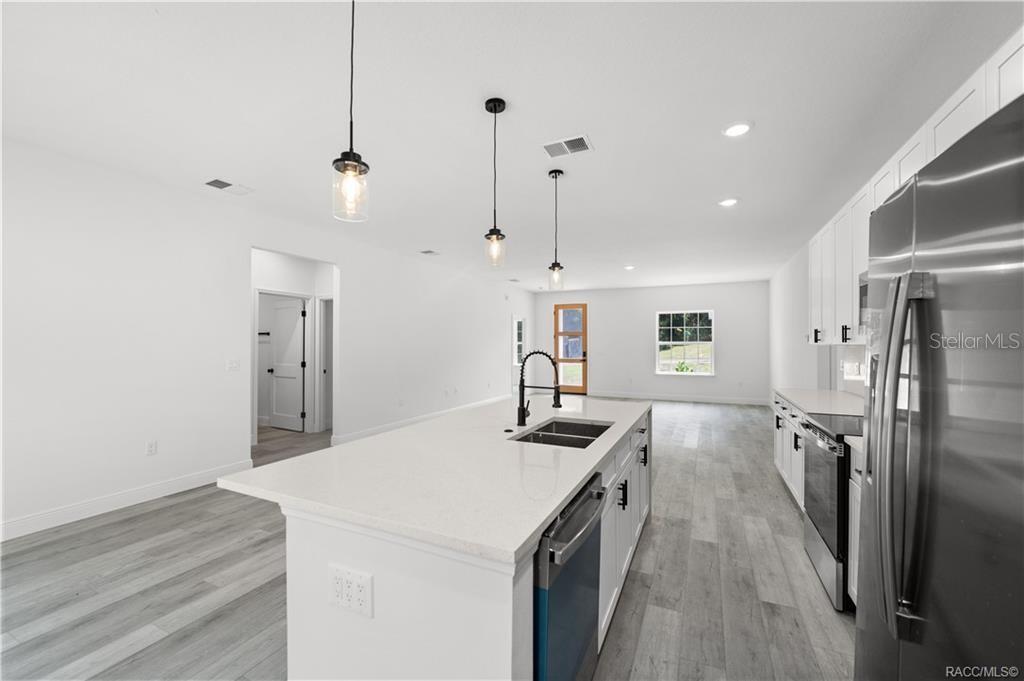 6097 Darlington, Citrus Springs, FL 34434