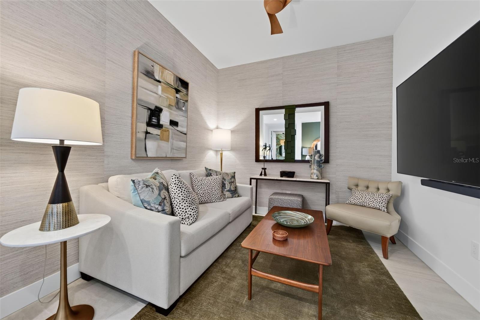 301 Quay Commons Unit 1009, Sarasota, FL 34236