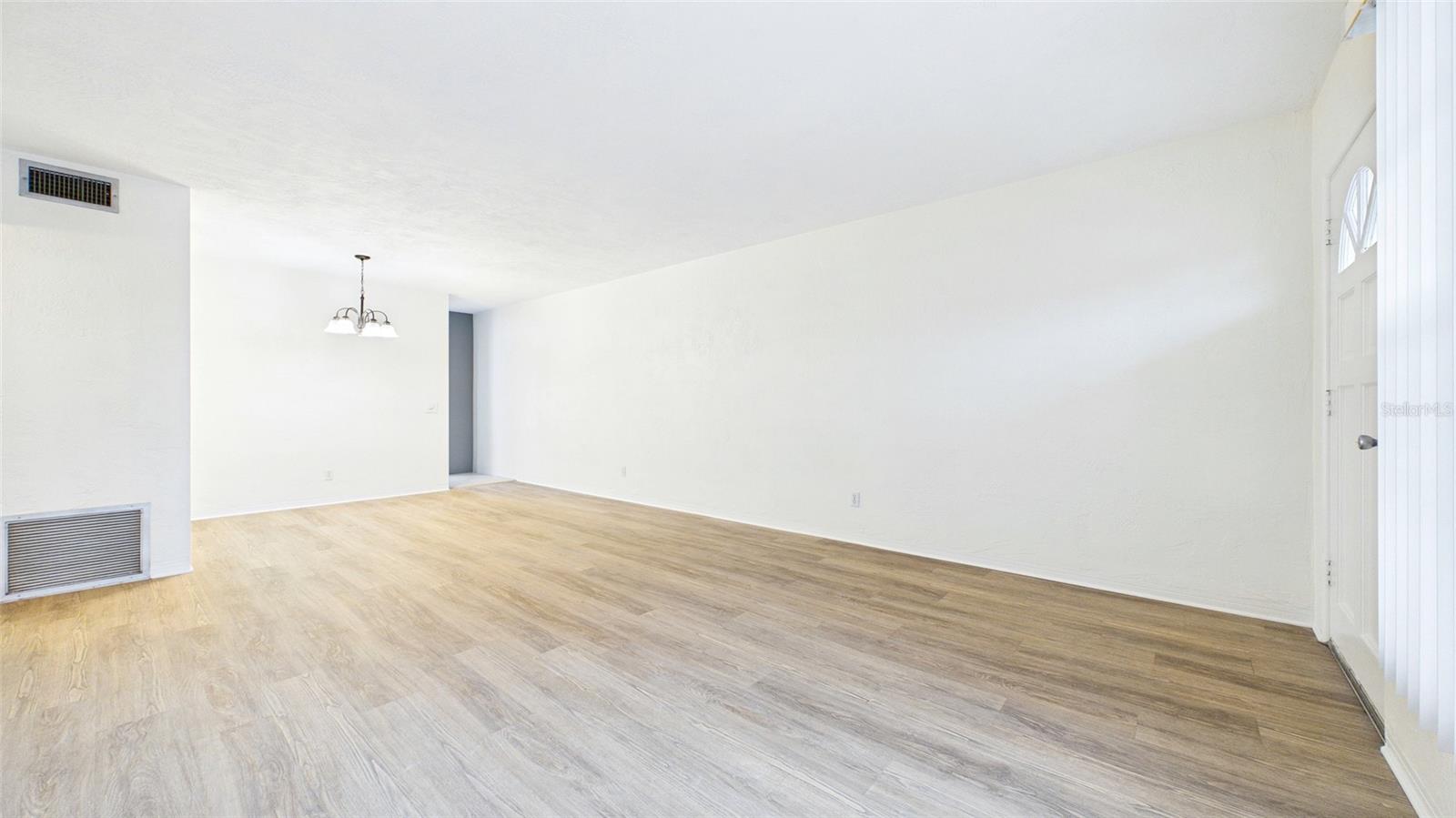 2454 Australia Unit 32, Clearwater, FL 33763