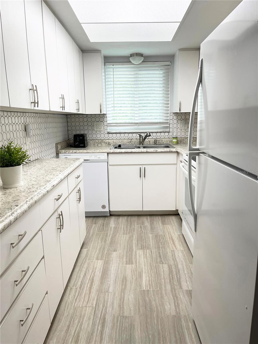 5880 38th Unit 206, St Petersburg, FL 33710