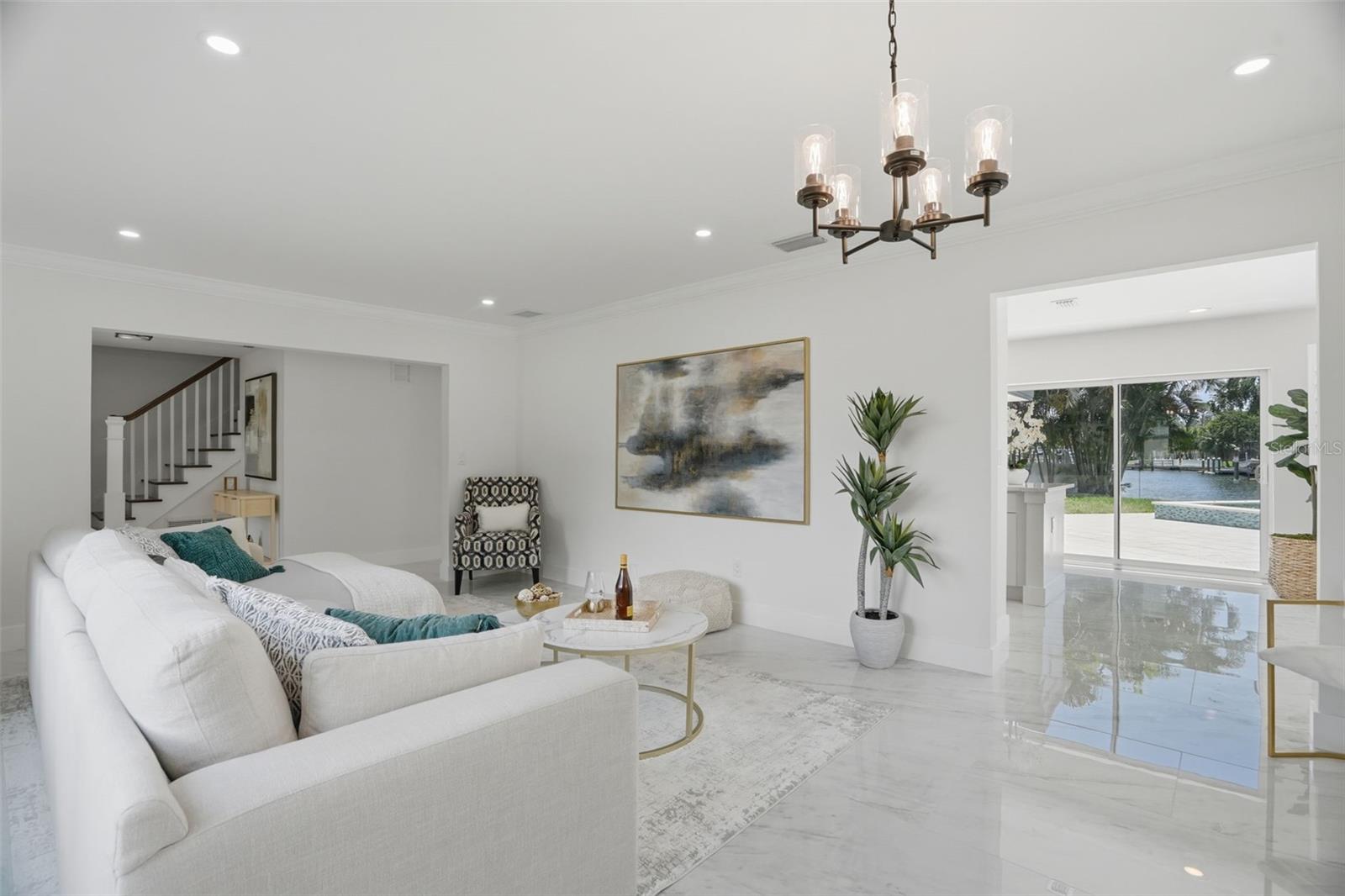 5101 Dover, St Petersburg, FL 33703