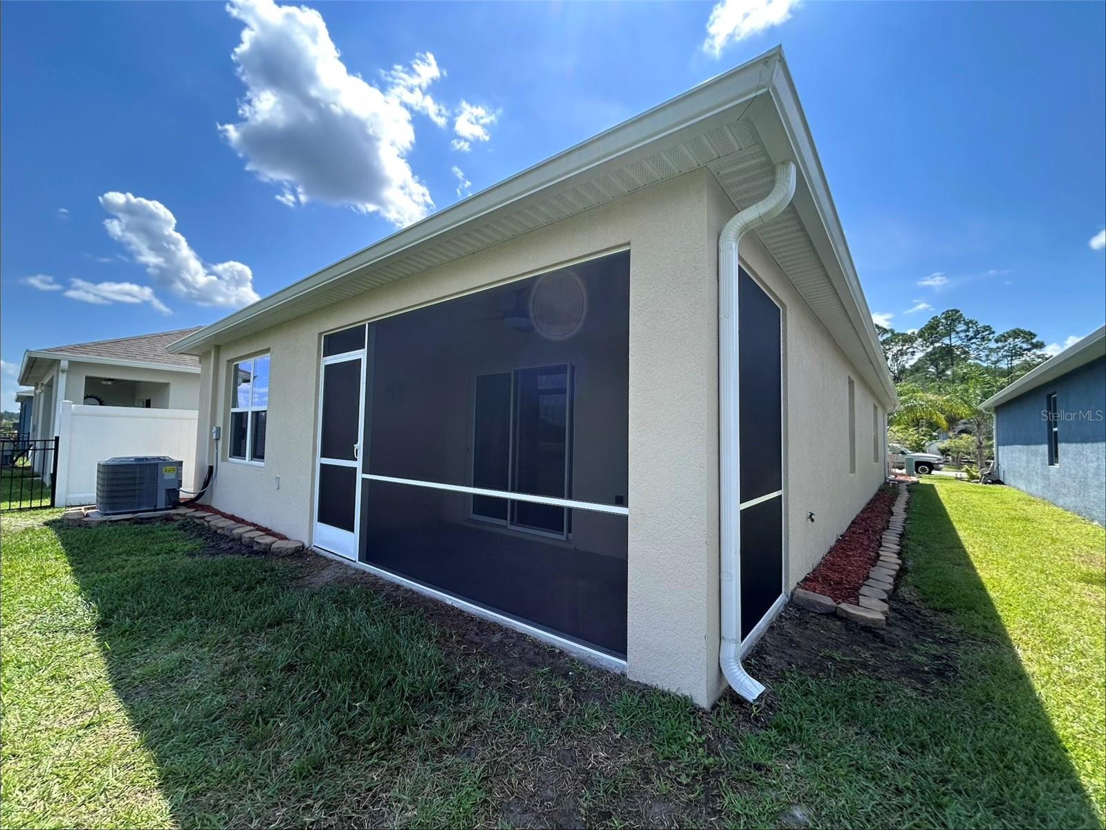 281 Caryota, New Smyrna Beach, FL 32168