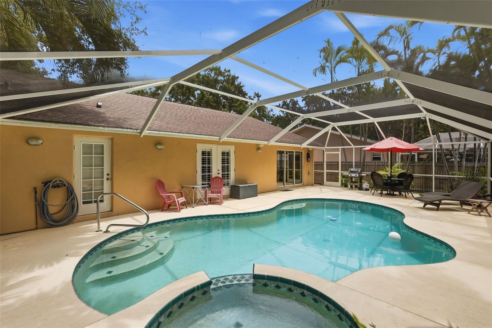4989 162nd, Clearwater, FL 33760