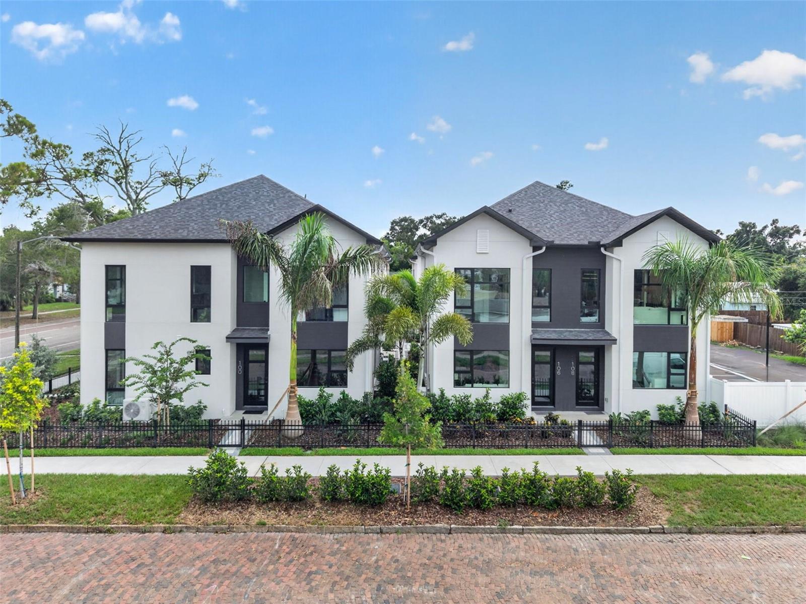 100 36th, St Petersburg, FL 33713