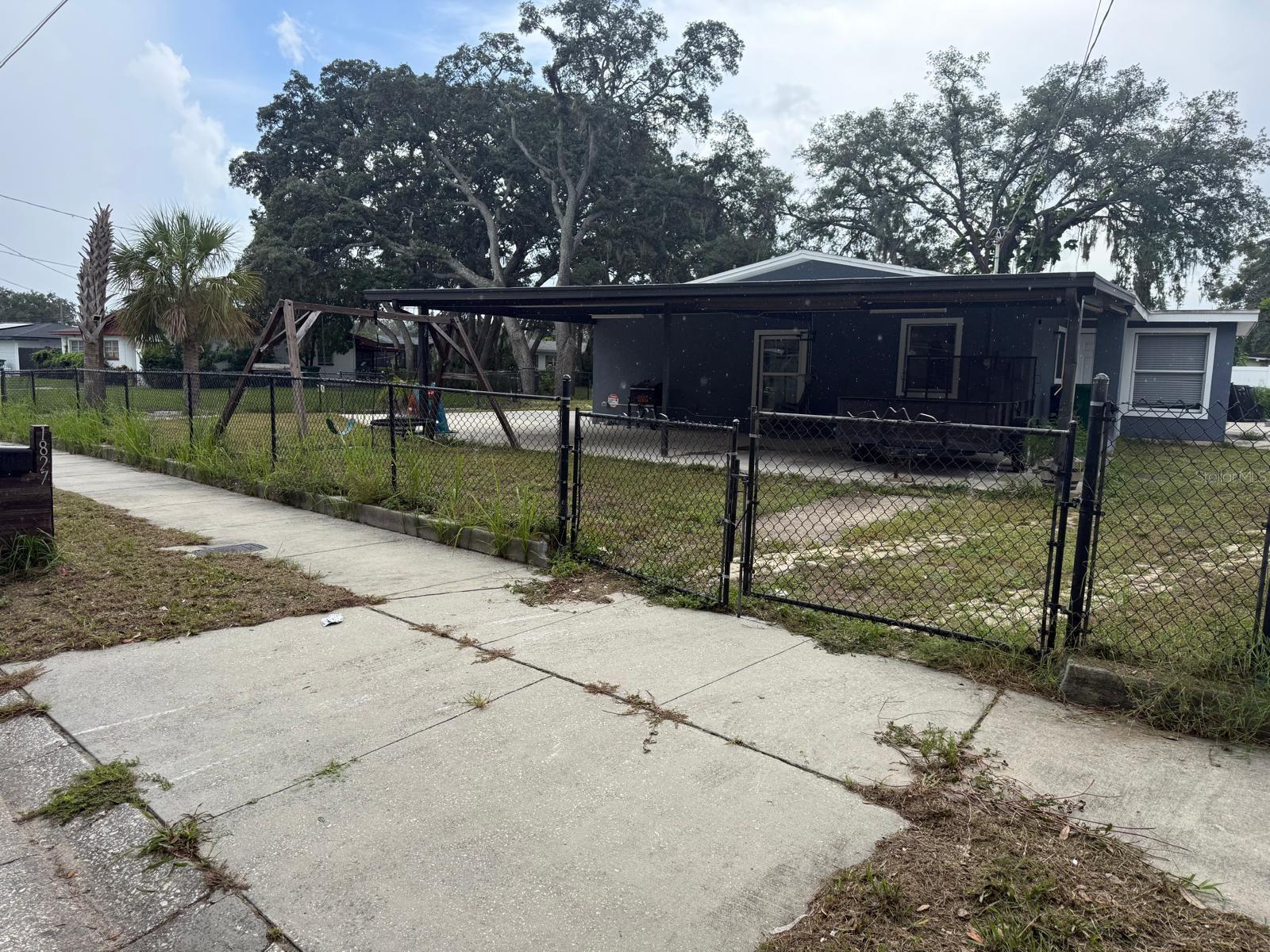 1827 Heather, Tampa, FL 33612