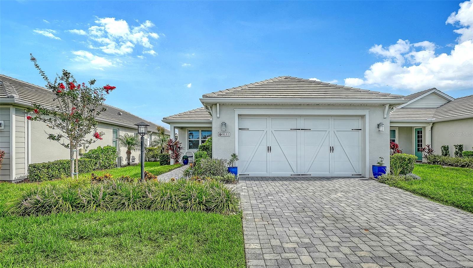 8152 Sternway, Sarasota, FL 34240
