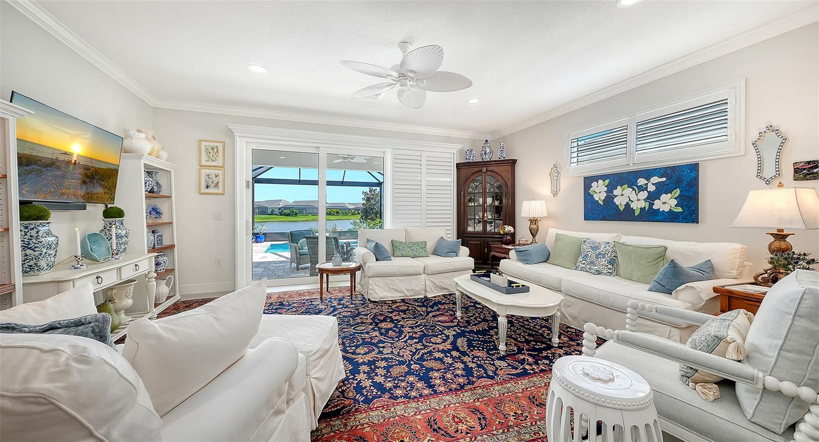 8152 Sternway, Sarasota, FL 34240