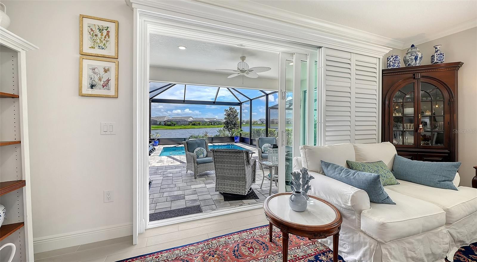 8152 Sternway, Sarasota, FL 34240