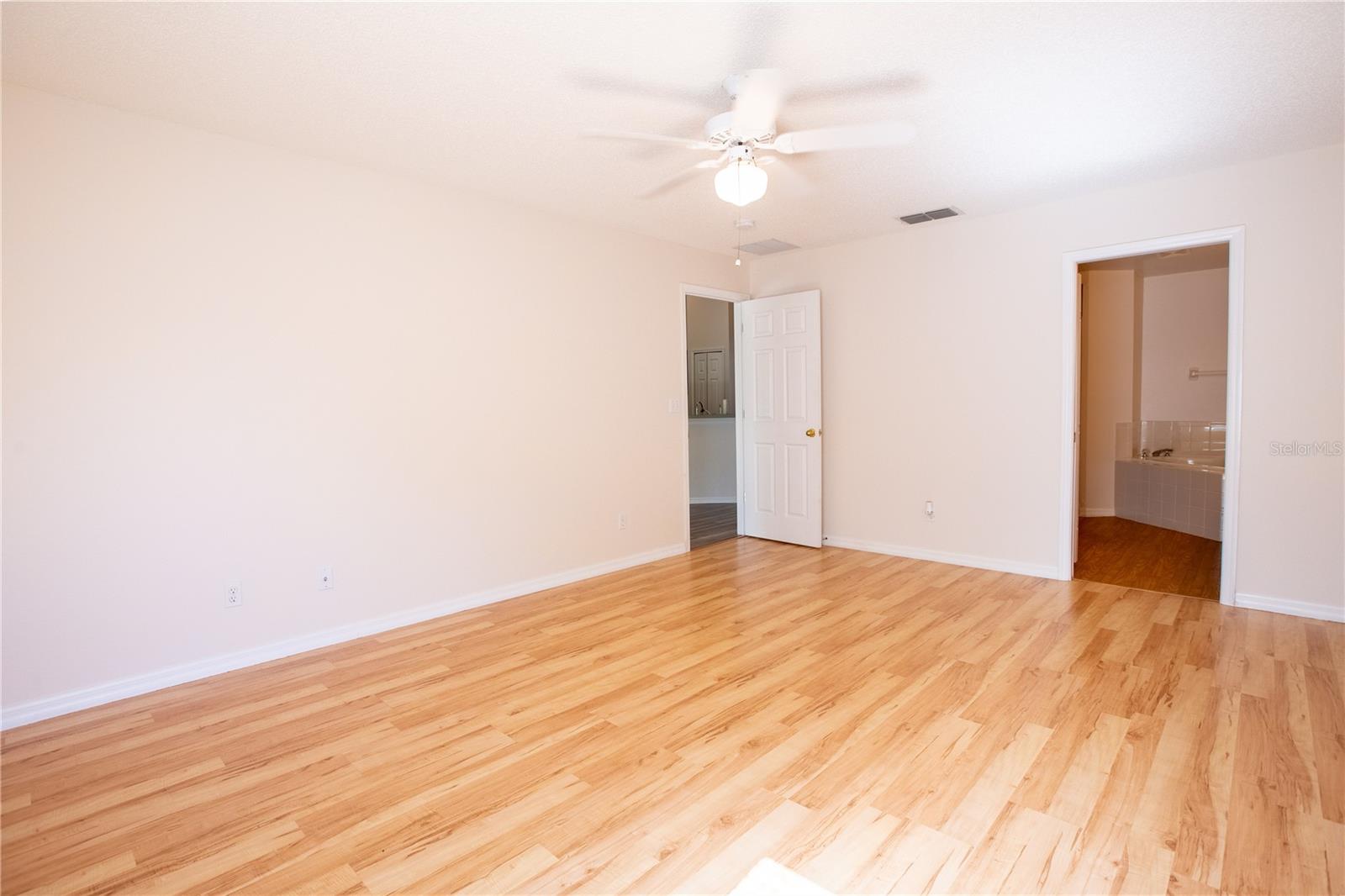534 Timber Run, Groveland, FL 34736