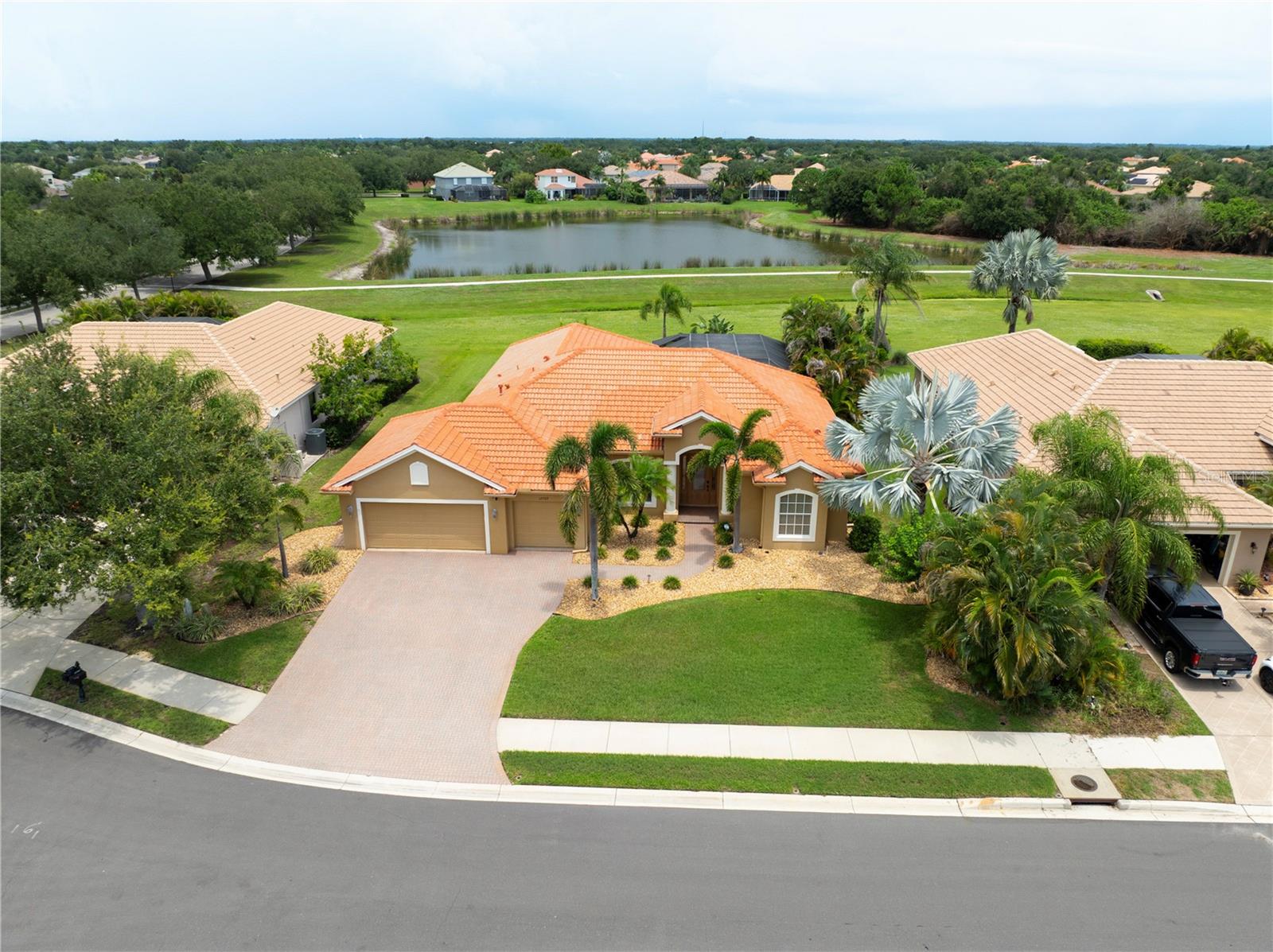 12709 Penguin, Bradenton, FL 34212