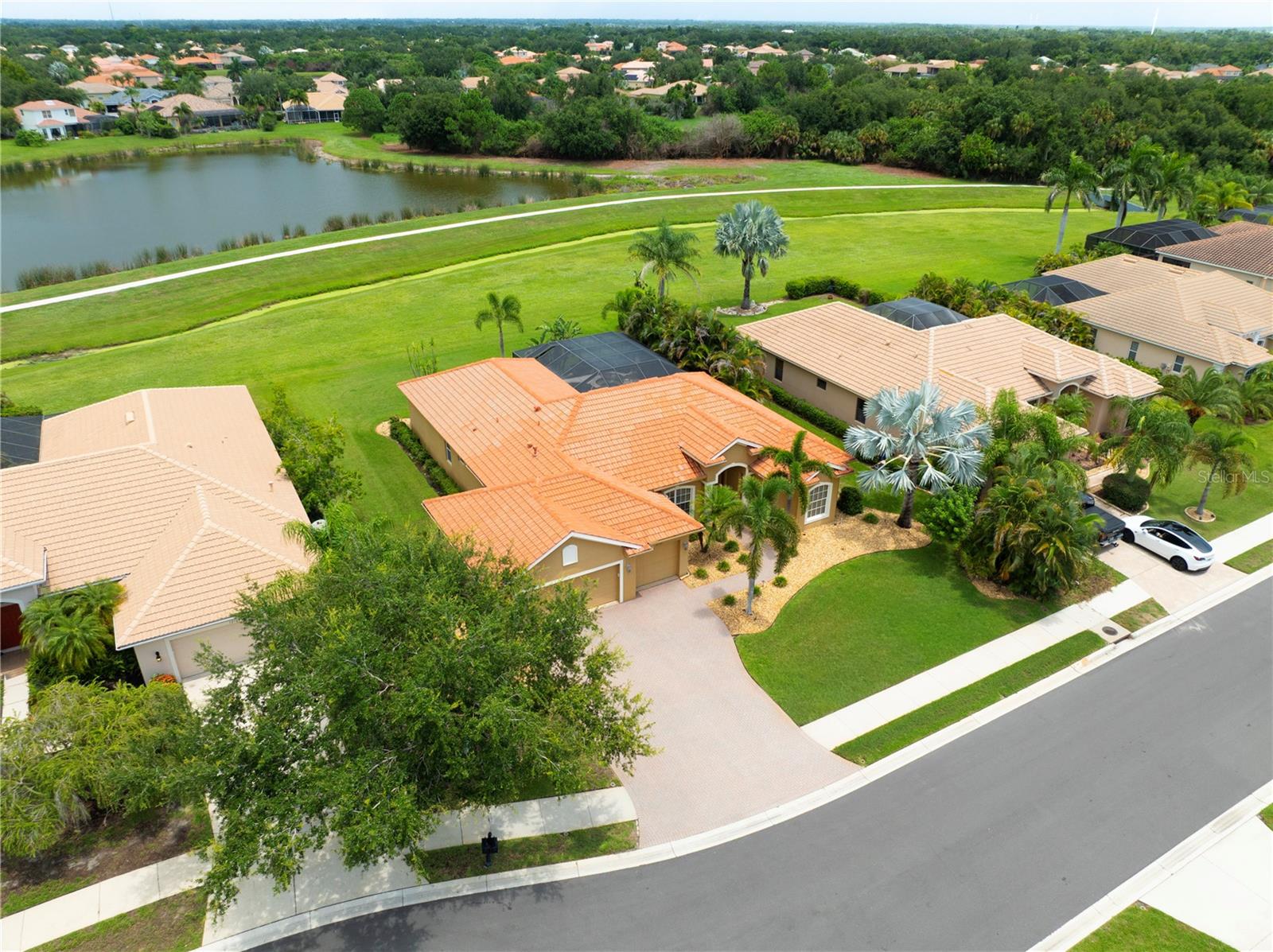 12709 Penguin, Bradenton, FL 34212