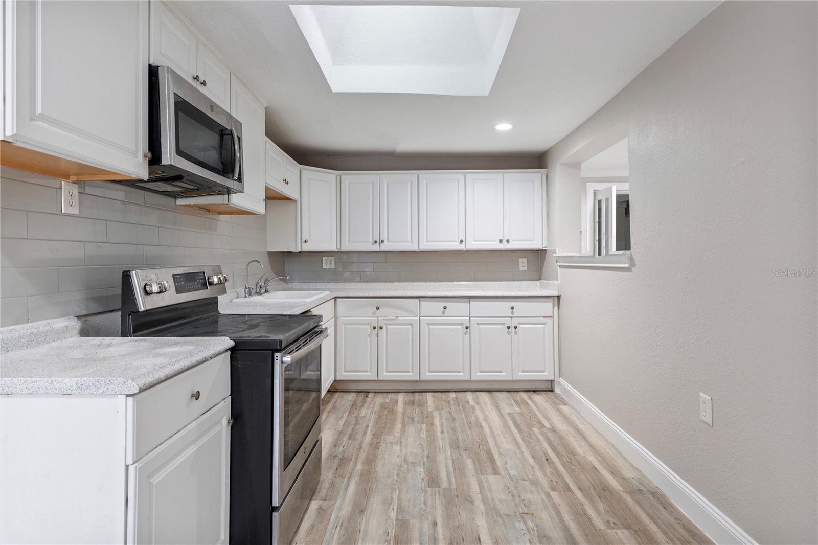 1325 Laura, Plant City, FL 33563