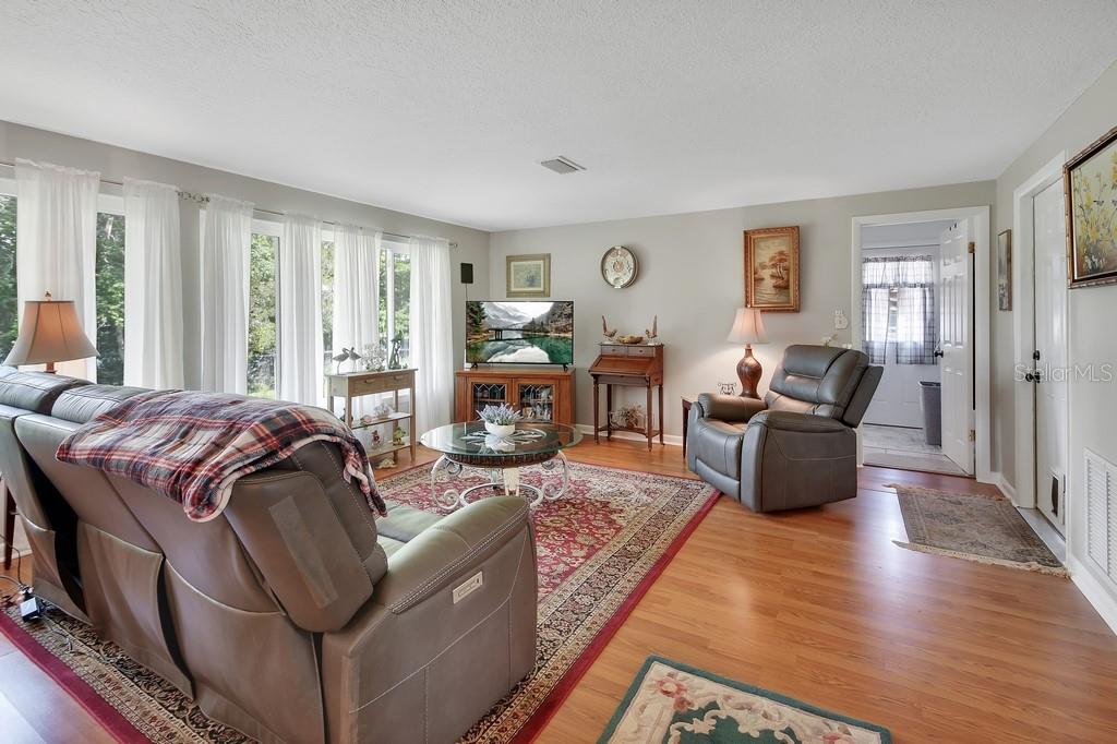50 Bonita, Debary, FL 32713
