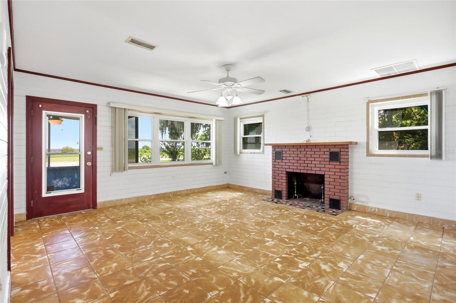 211 Lakeshore, St Cloud, FL 34769