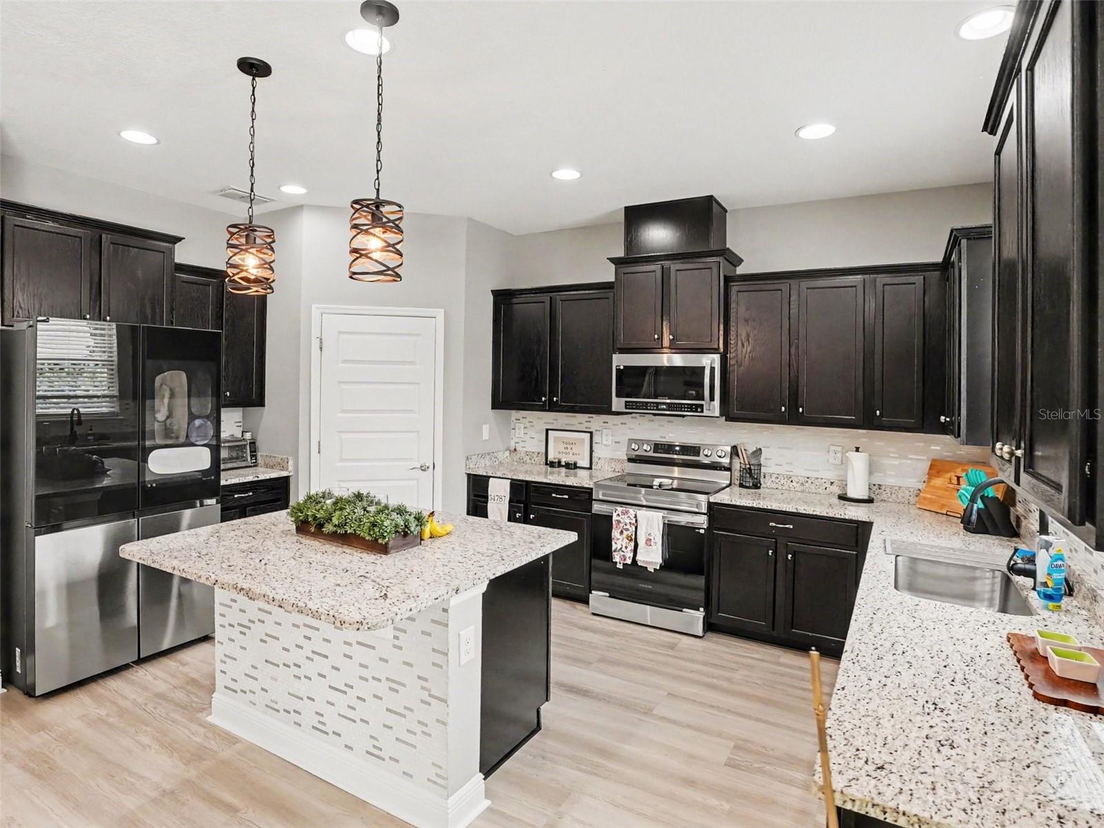 9572 Waterway Passage, Winter Garden, FL 34787