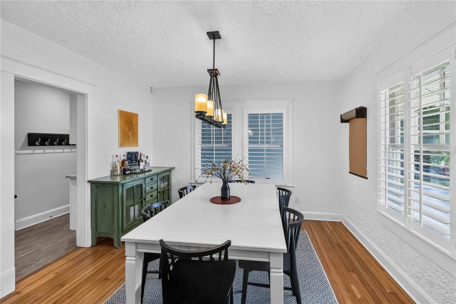 2016 Virginia, Bradenton, FL 34205
