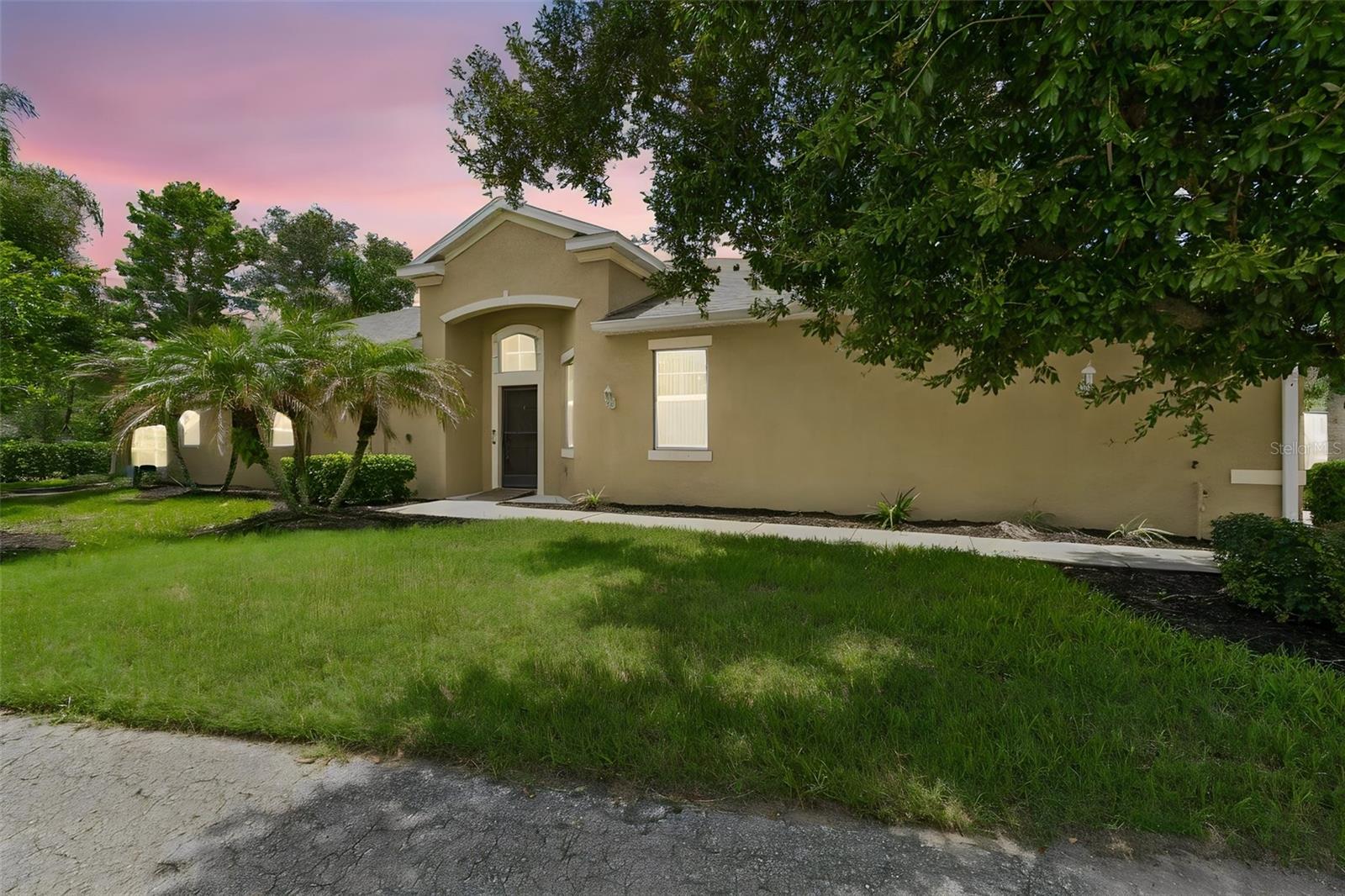 2304 Oakley Green Unit 61, Sun City Center, FL 33573