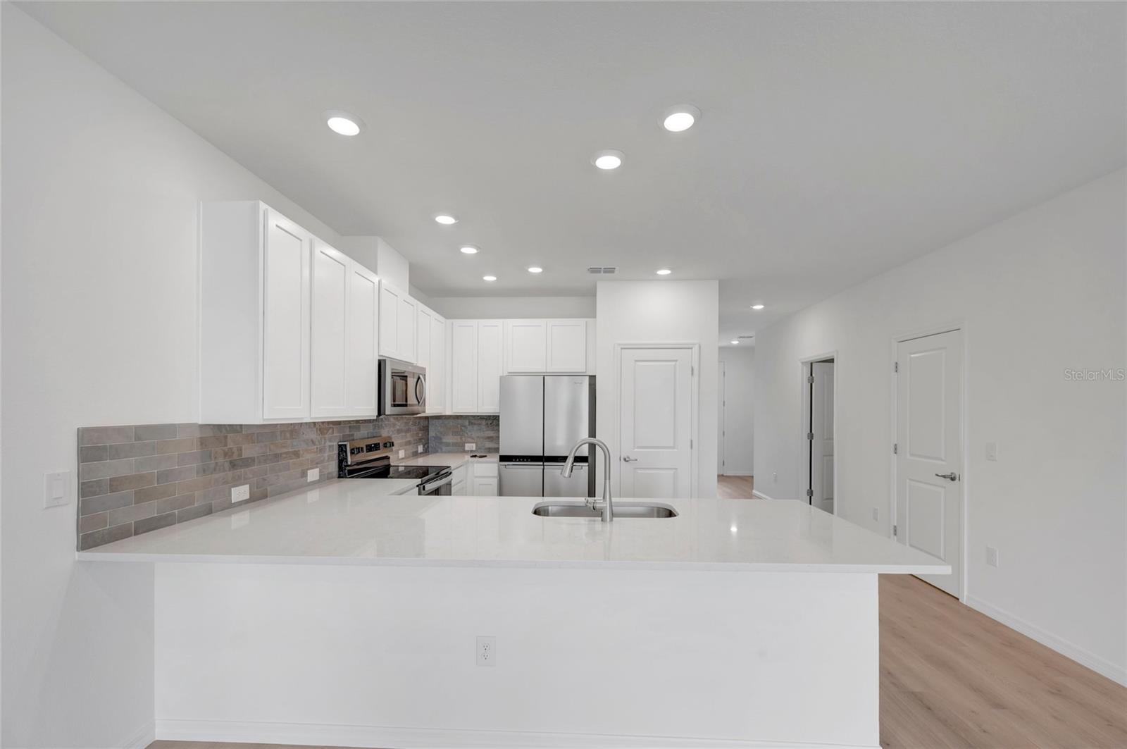 6416 Jensen View, Apollo Beach, FL 33572