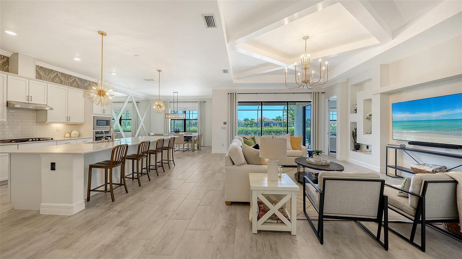 7005 Whittlebury, Lakewood Ranch, FL 34202