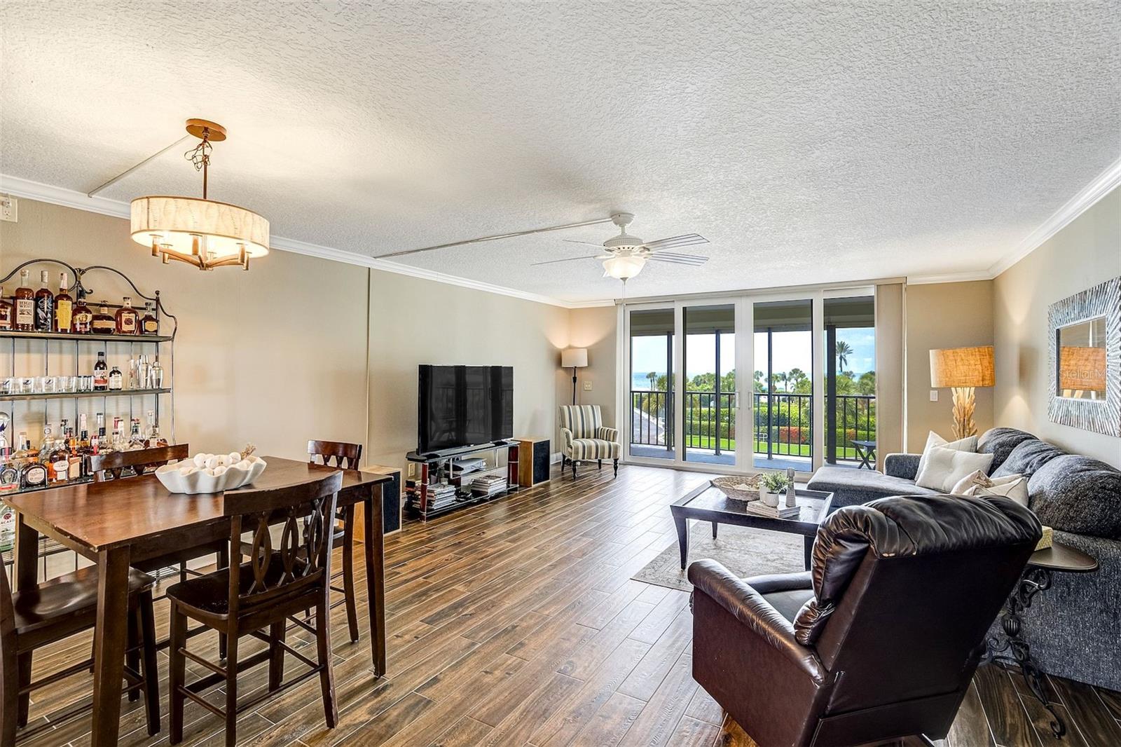 1581 Gulf Unit 203n, Clearwater Beach, FL 33767