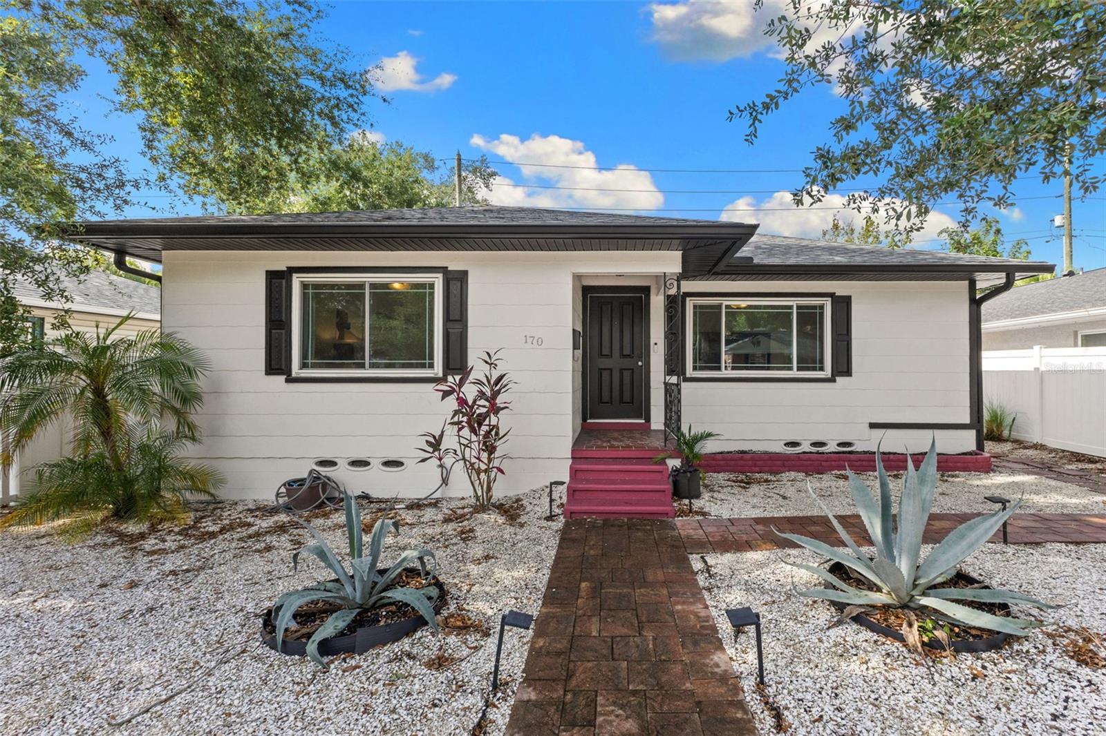 170 22nd, St Petersburg, FL 33704