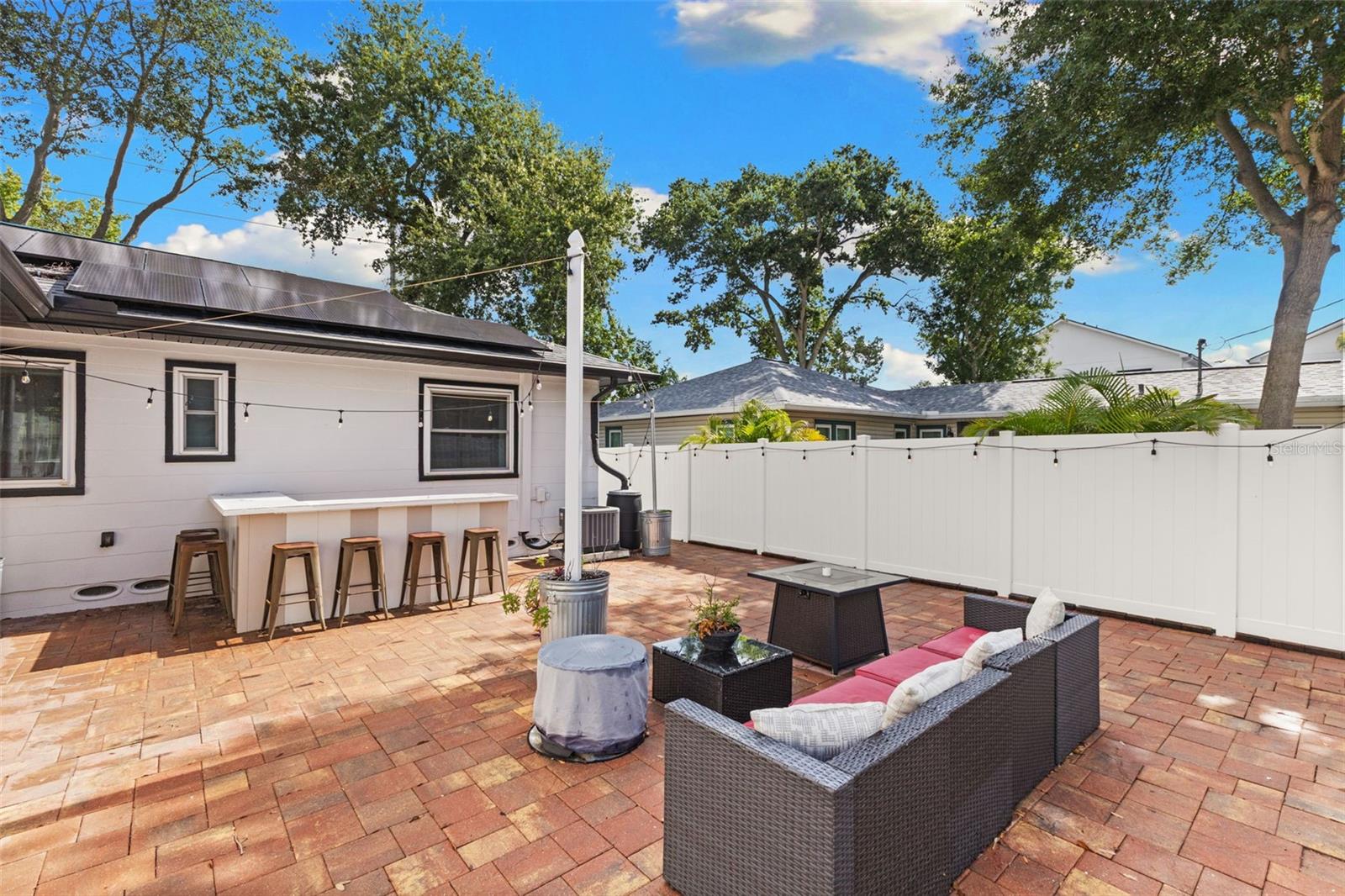 170 22nd, St Petersburg, FL 33704