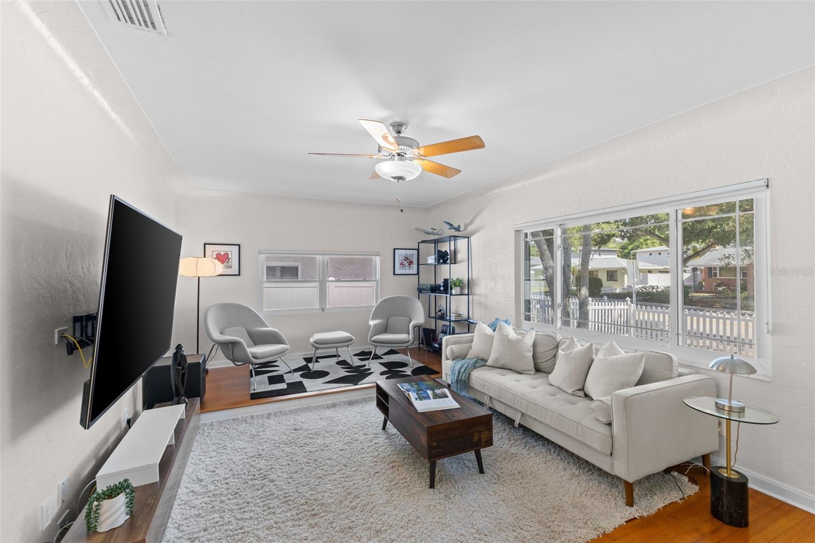170 22nd, St Petersburg, FL 33704