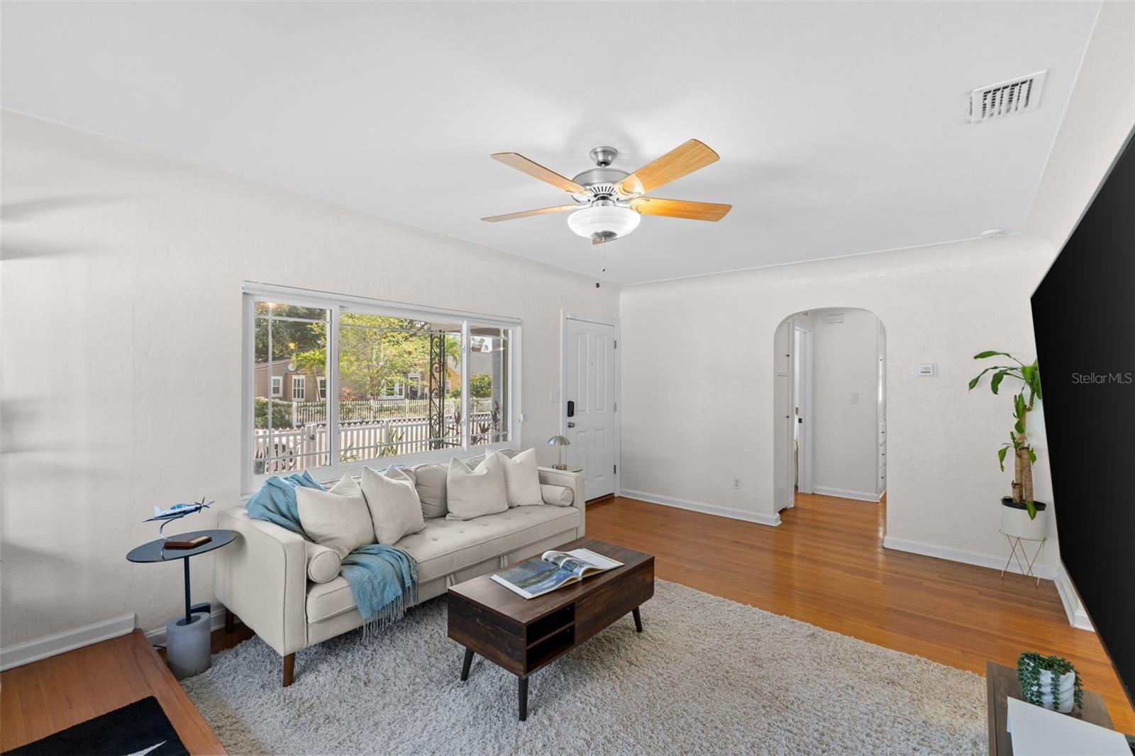 170 22nd, St Petersburg, FL 33704