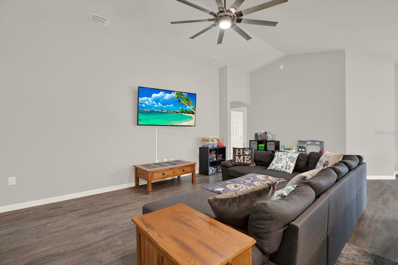 117 Eagle Summit, Ruskin, FL 33570