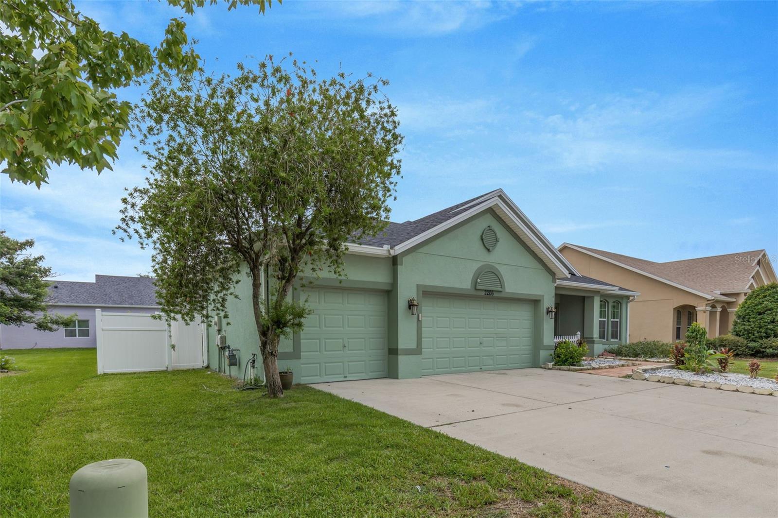 2206 Via Cortona, Plant City, FL 33566