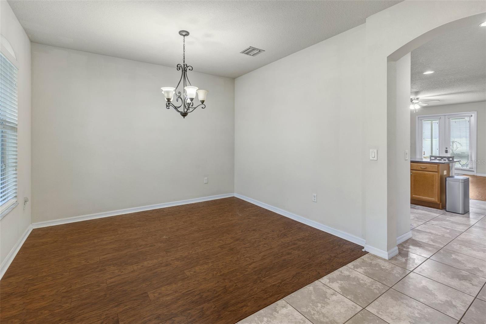 2206 Via Cortona, Plant City, FL 33566