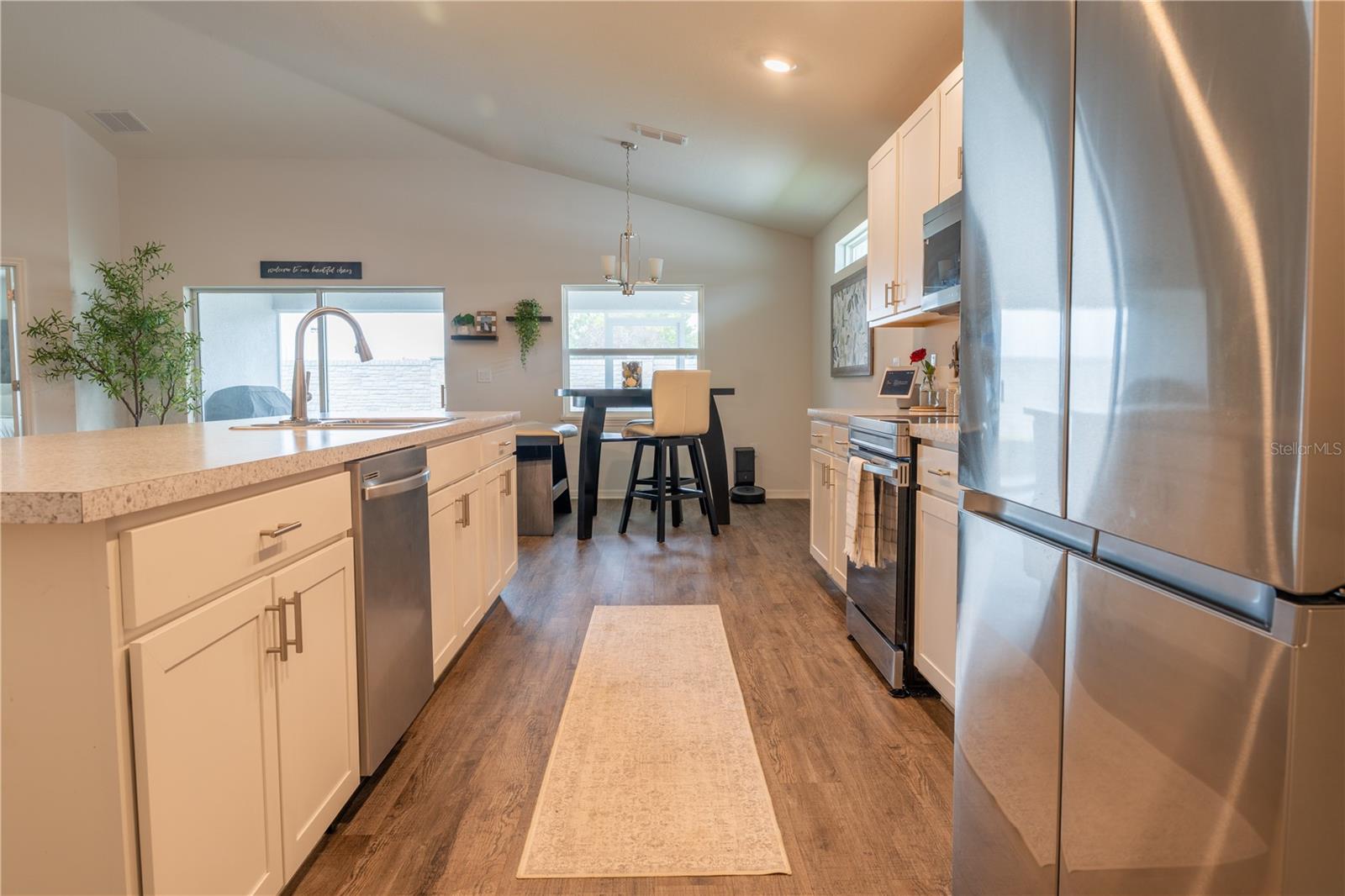 909 Montgomery, Polk City, FL 33868
