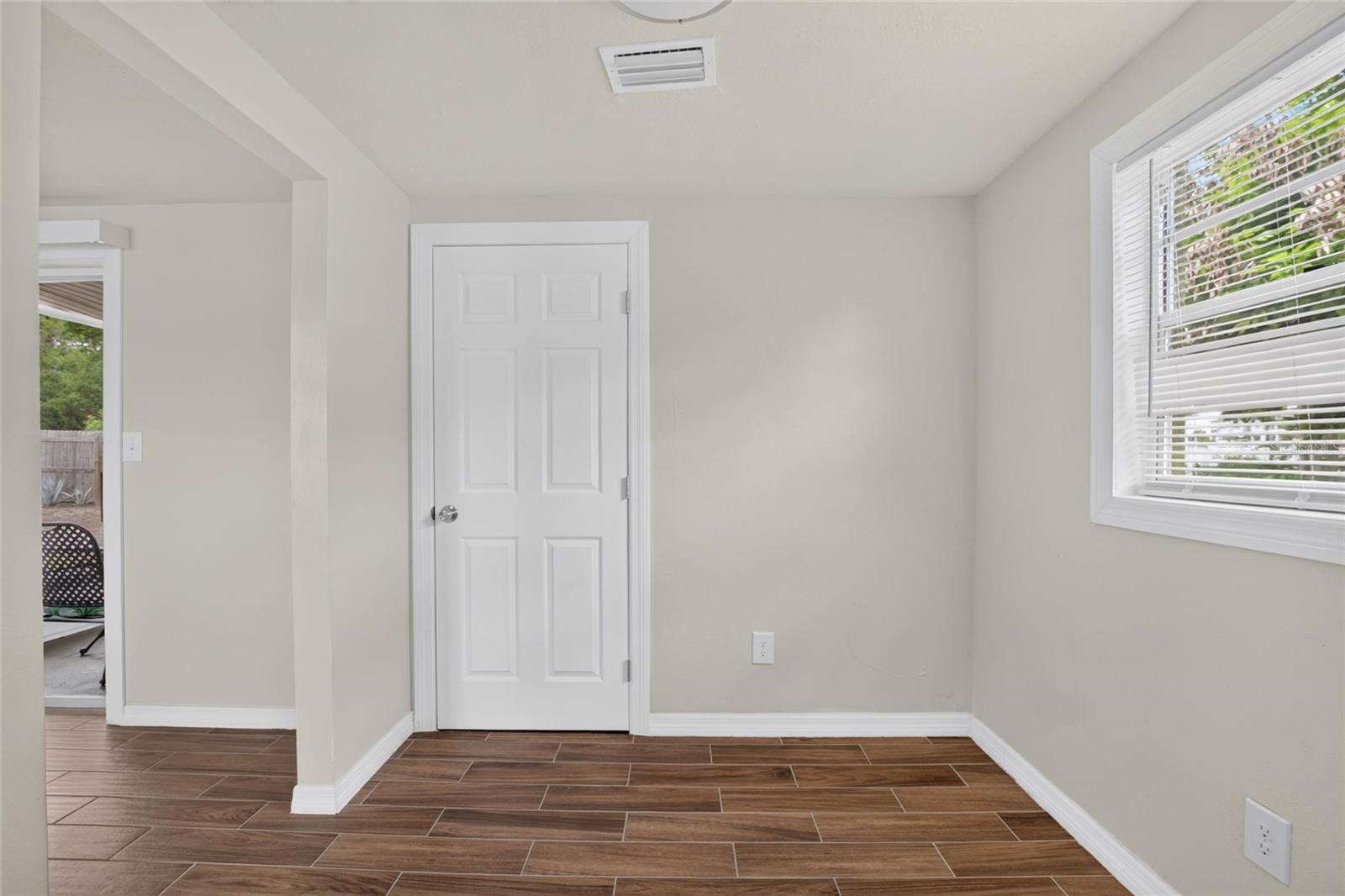 4706 87th, Tampa, FL 33619