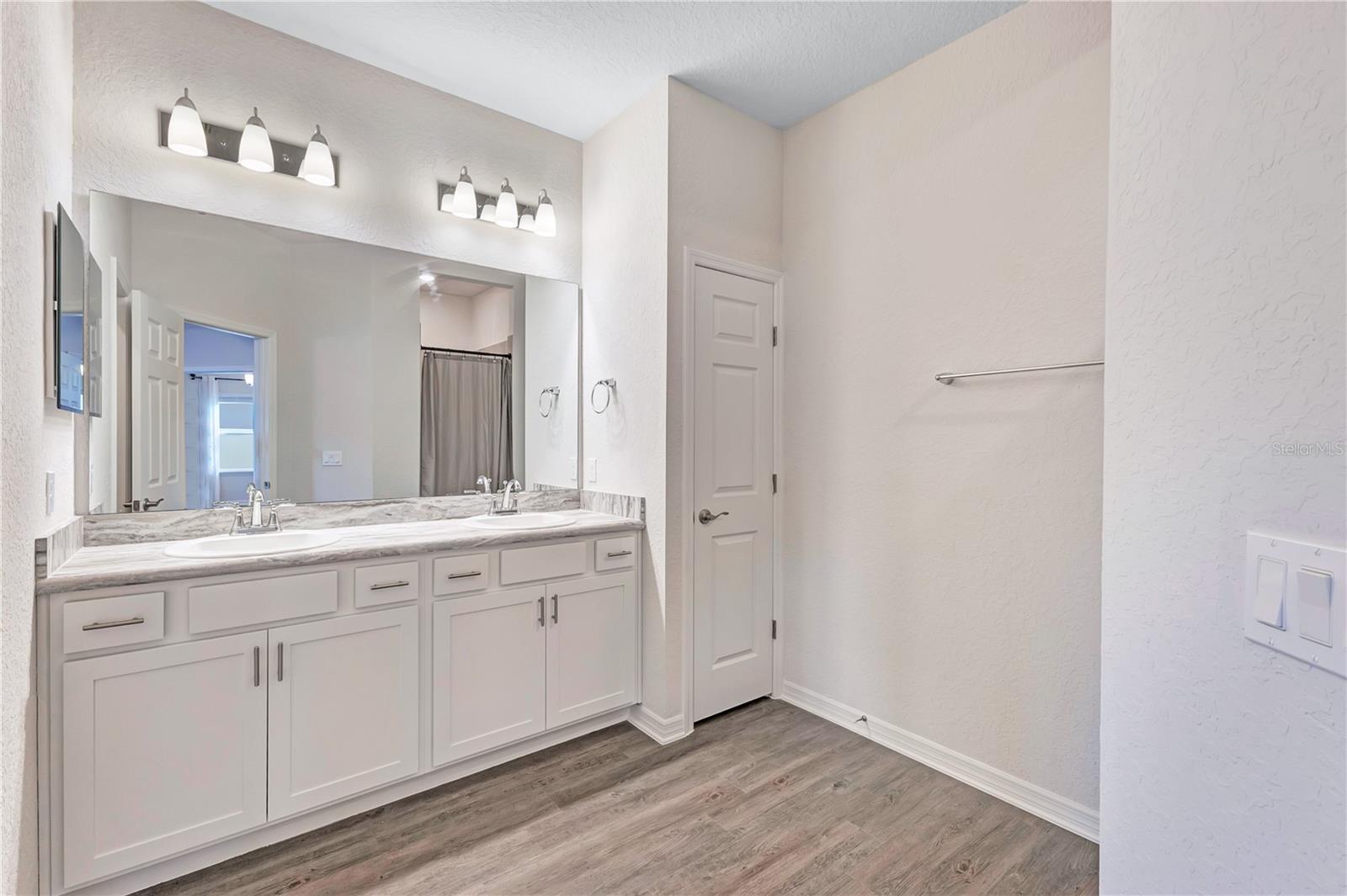 5447 Pine Lilly, St Cloud, FL 34771