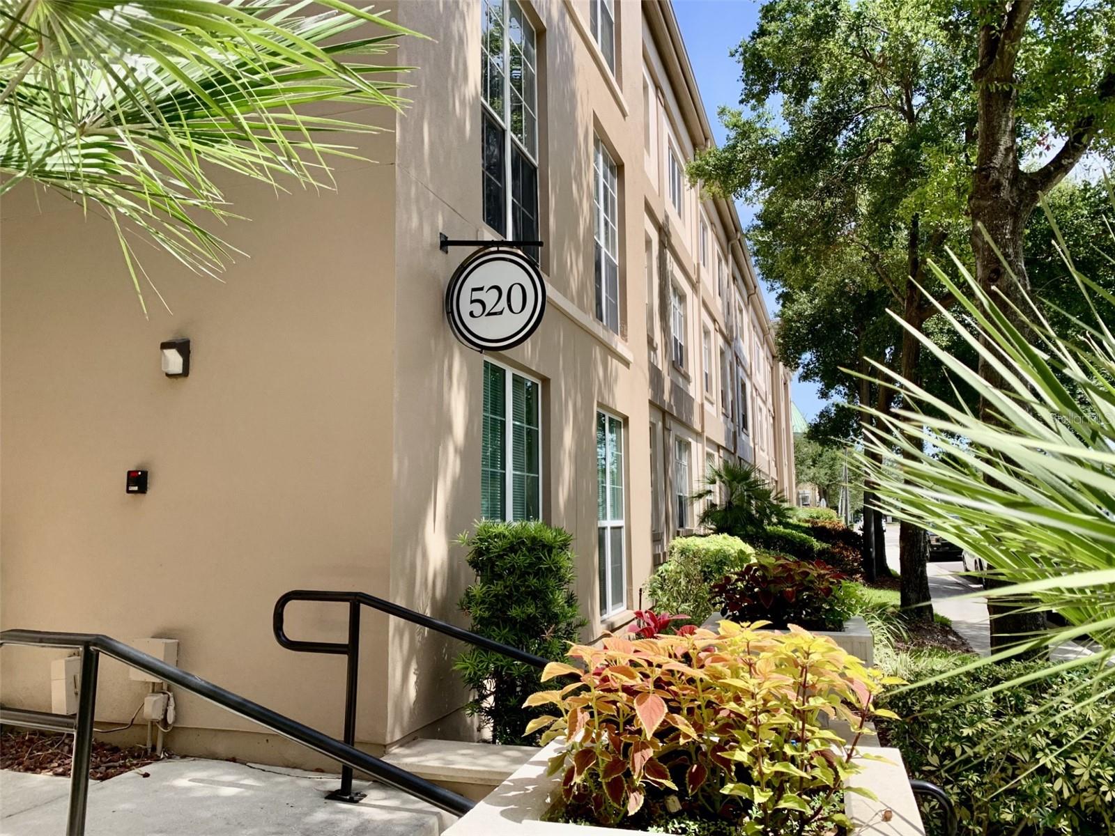 520 Armenia Unit 1235, Tampa, FL 33609