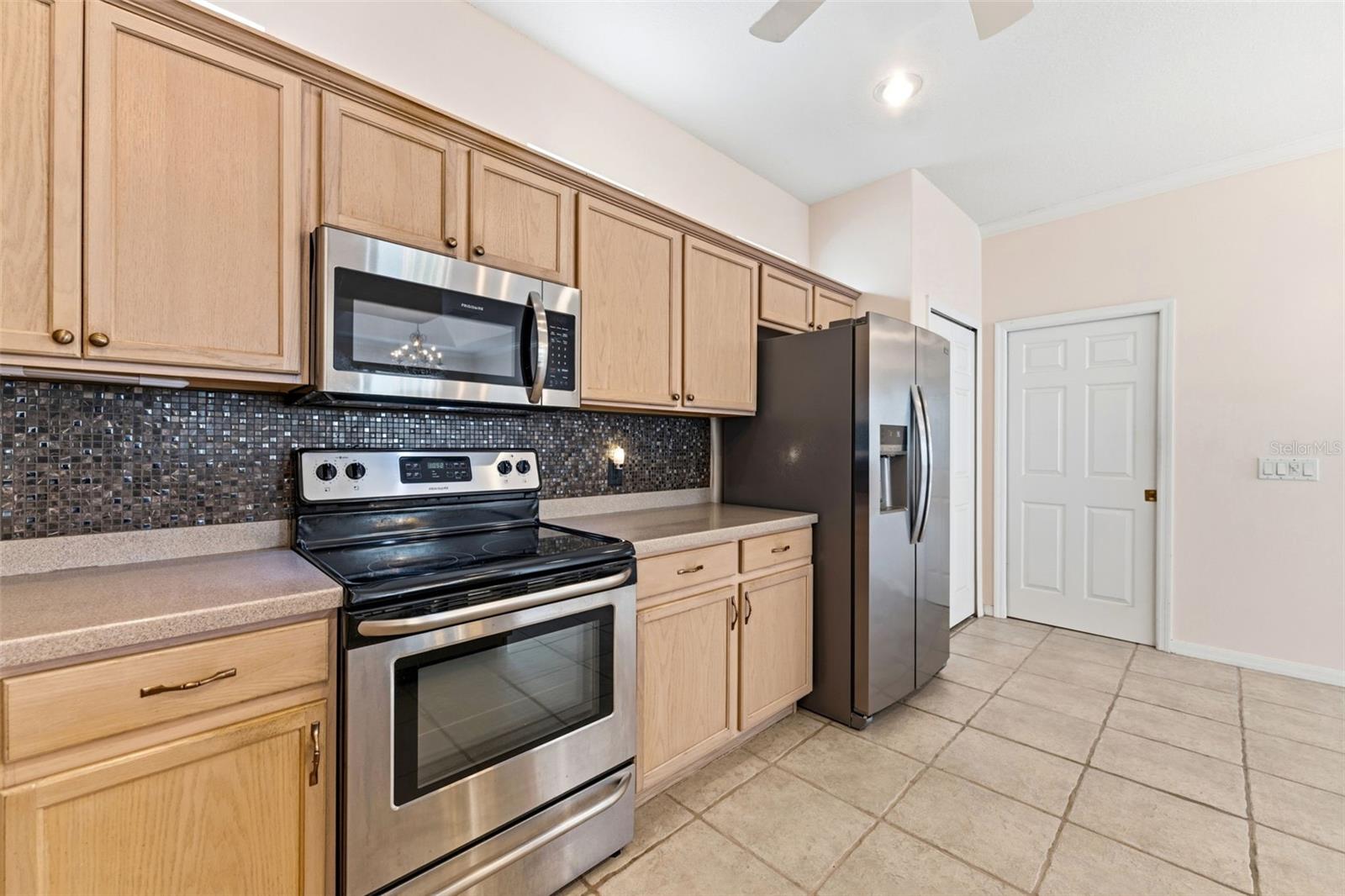 7606 Berna, Land O Lakes, FL 34637