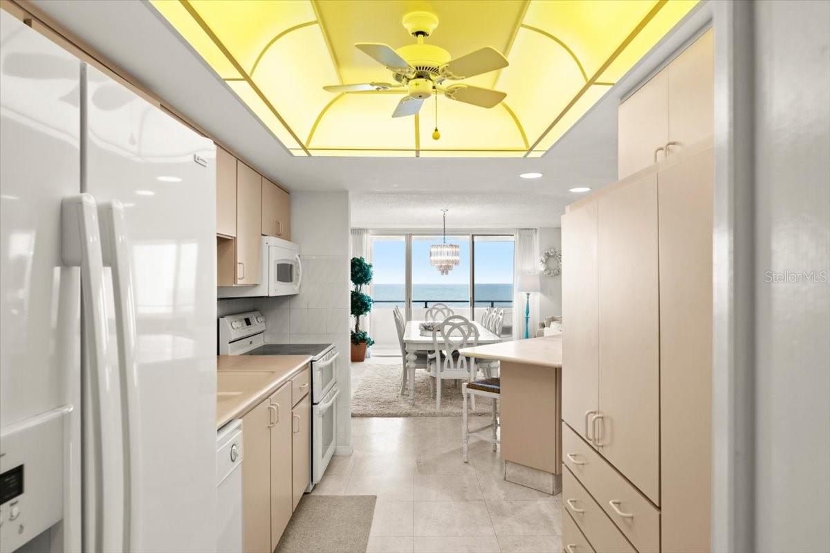 901 Atlantic Unit Ph3, Ormond Beach, FL 32176