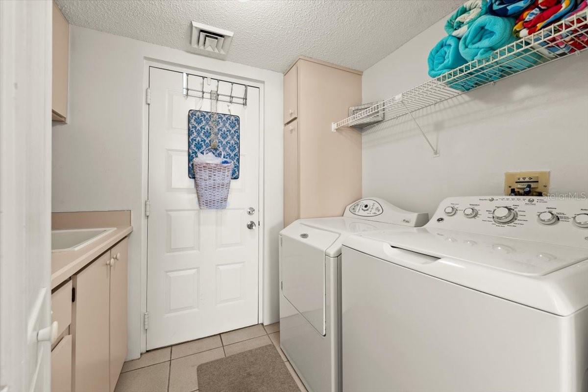 901 Atlantic Unit Ph3, Ormond Beach, FL 32176