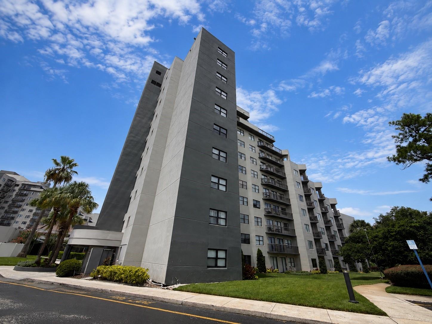 6165 Carrier Unit 1402, Orlando, FL 32819