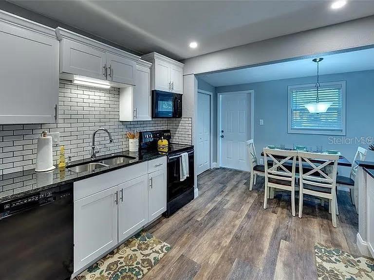 120 Avenida de Baha, Nokomis, FL 34275