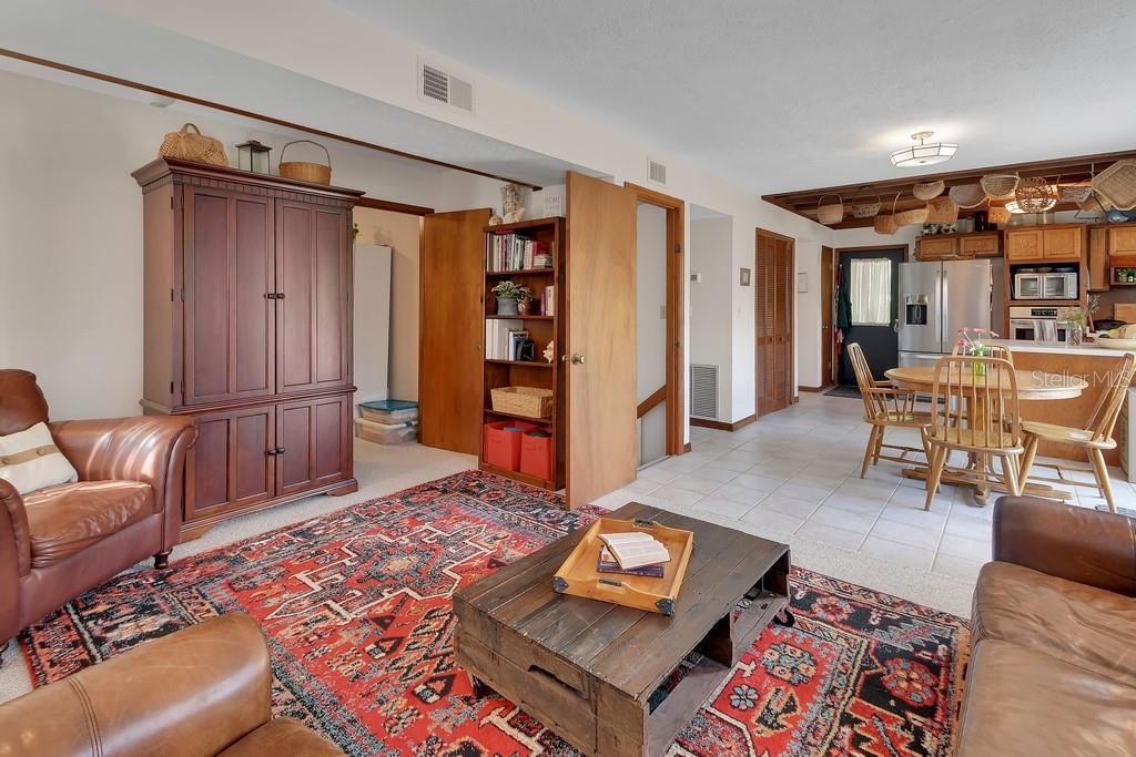 1379 Taylor, Deland, FL 32720