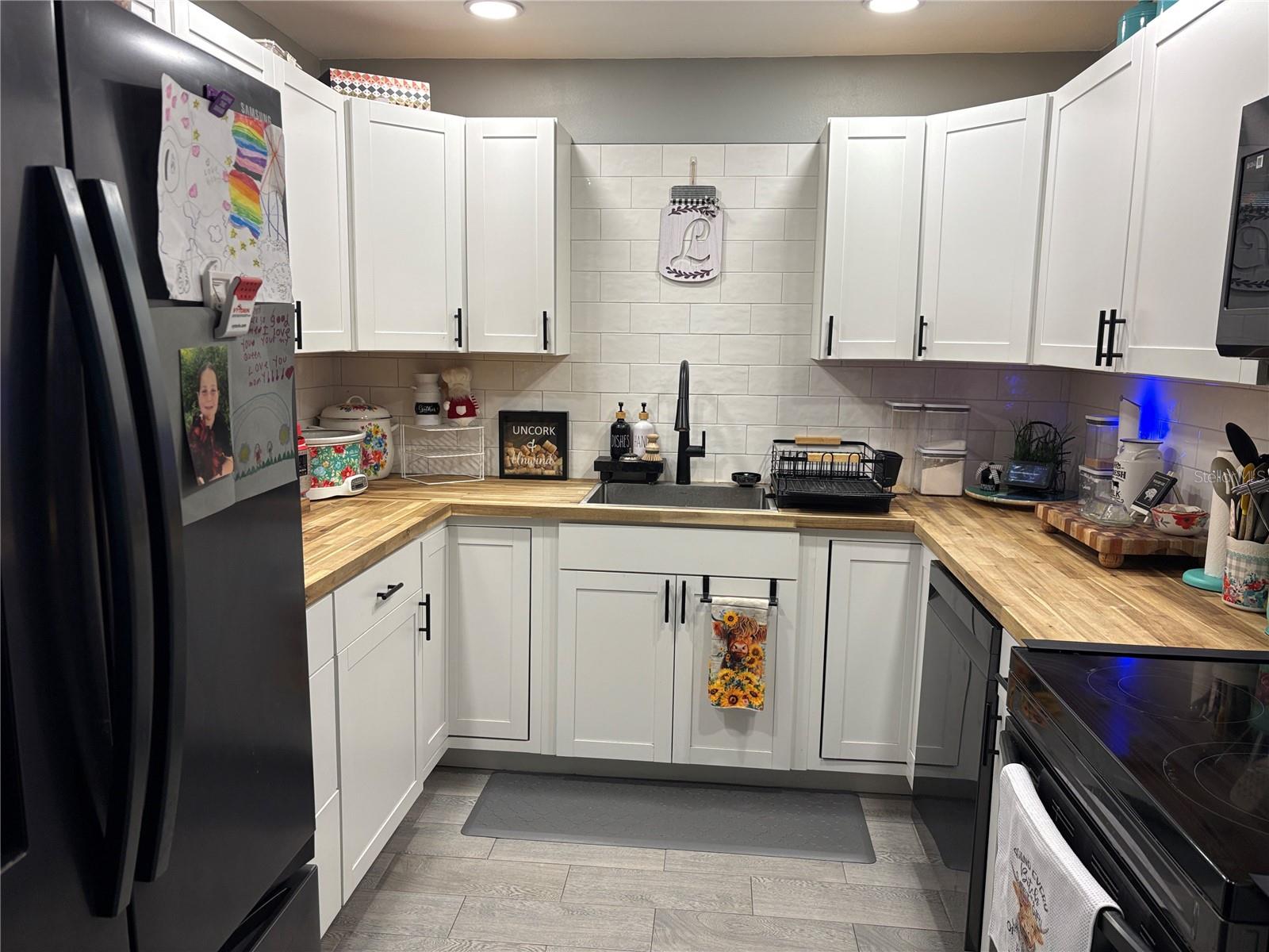 9216 Abbot, Citrus Springs, FL 34434