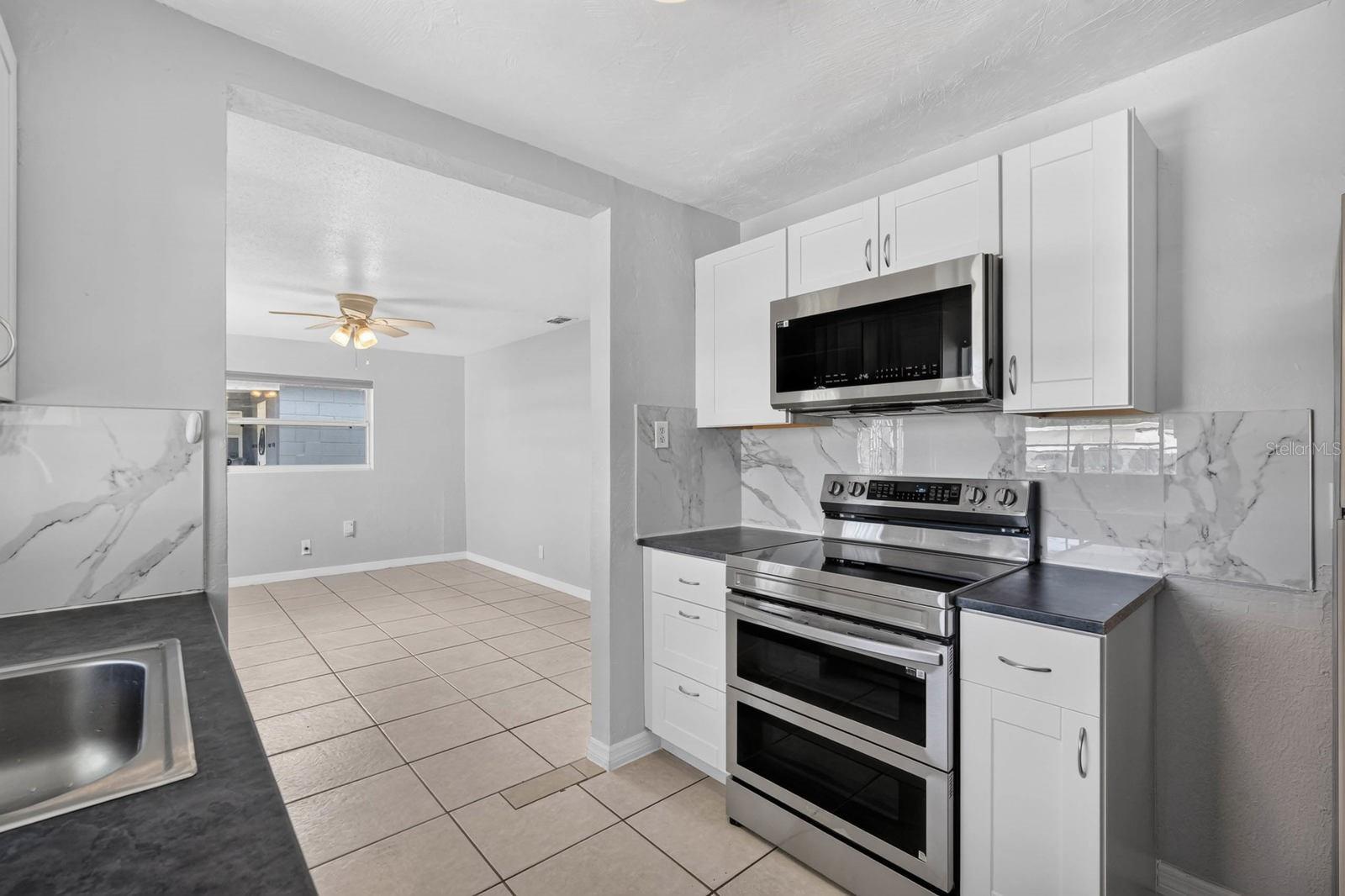 736 Caroline, Daytona Beach, FL 32114