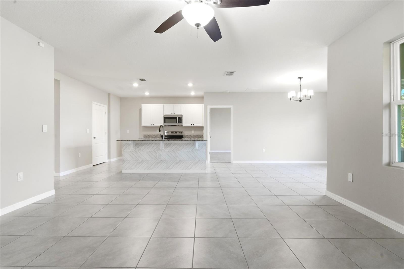 895 Lazio, Debary, FL 32713