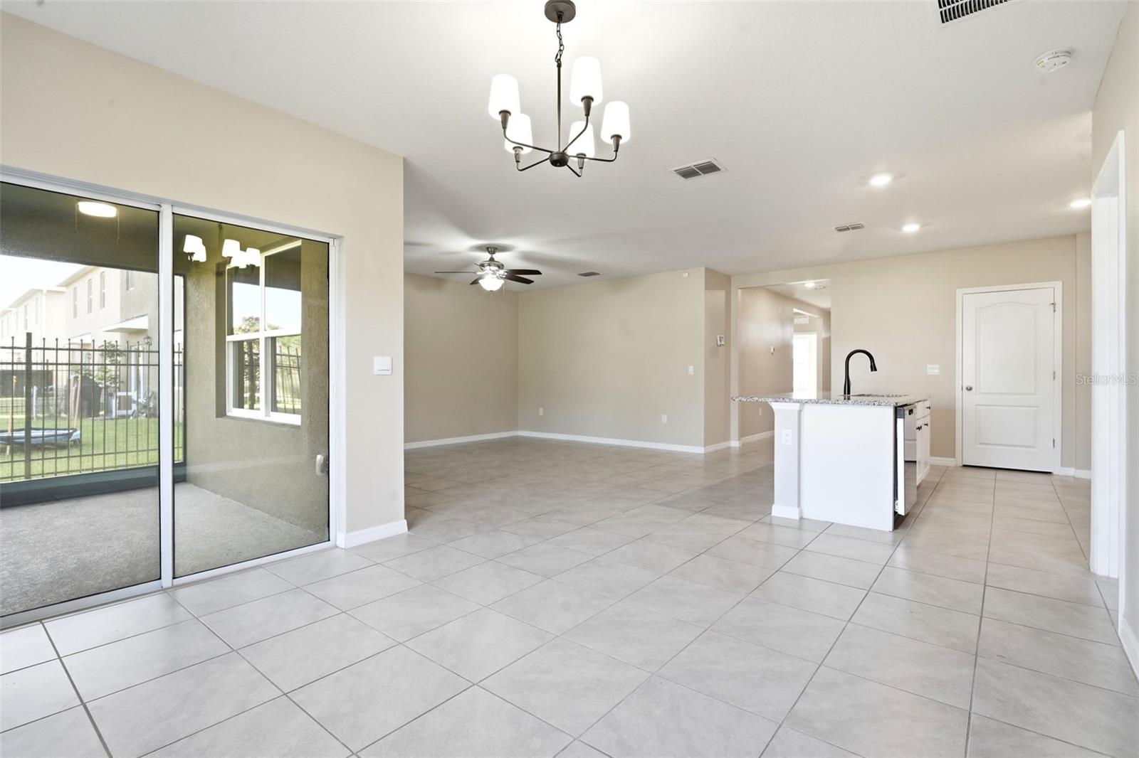895 Lazio, Debary, FL 32713